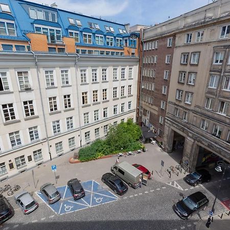 شقة وارسو  في Metro Politechnika Studio Konstytucji By Renters المظهر الخارجي الصورة