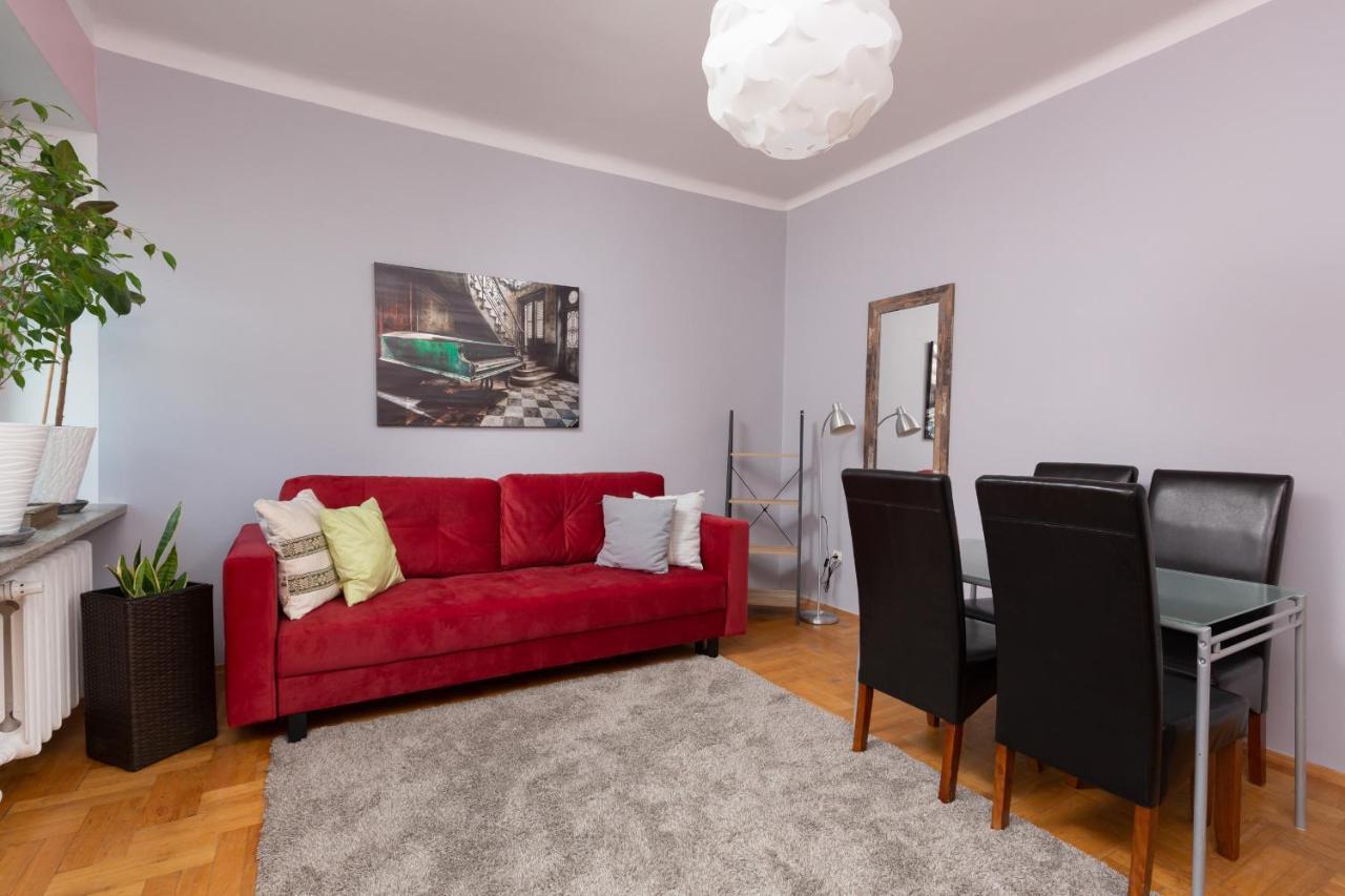 شقة وارسو  في Metro Politechnika Studio Konstytucji By Renters المظهر الخارجي الصورة